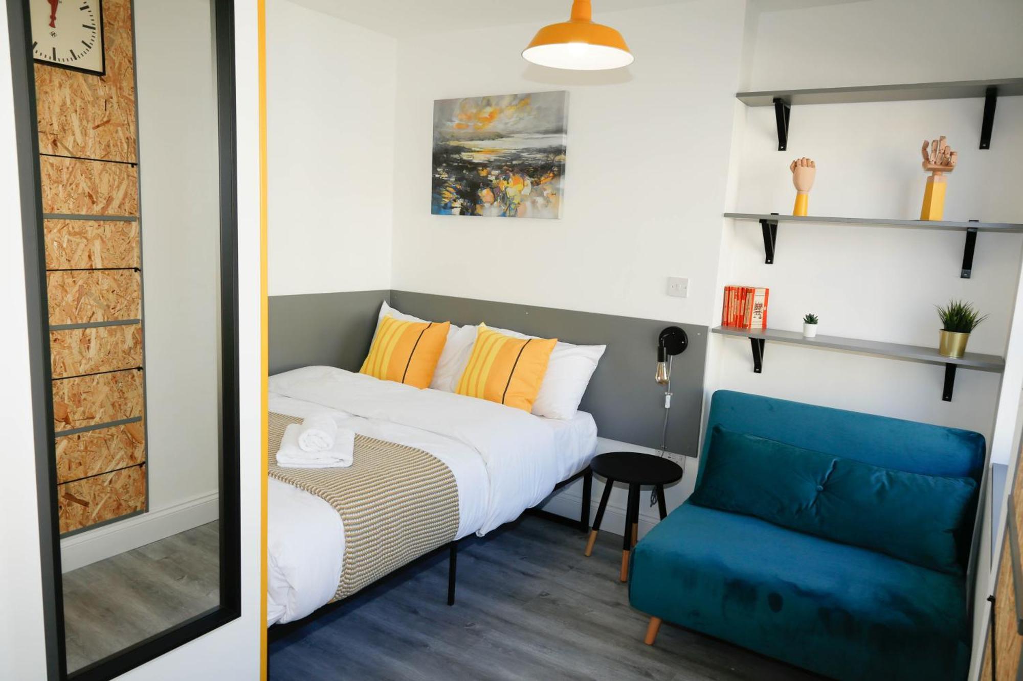 לונדון Luxury Rooms In Camden Town Near Shops, Cafes, Bars & Metro With Shared Bathrooms מראה חיצוני תמונה